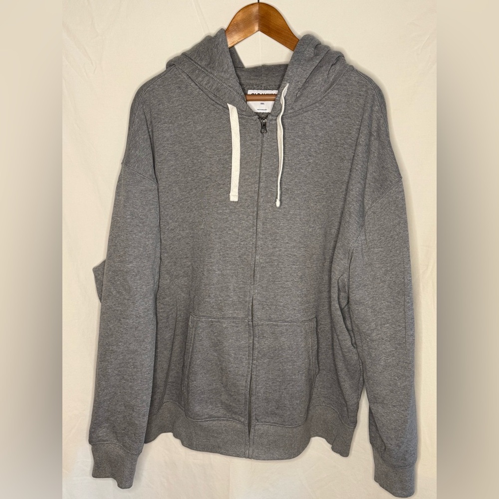 Men’s Old Navy zip up hoodie